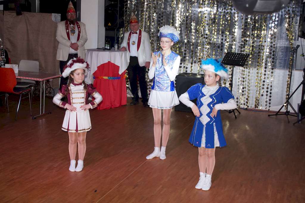 1. Prunksitzung 09.02.2024 – Karnevalclub Reseda 1967 eV 37 von 85