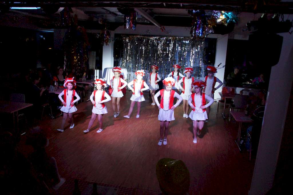 Weiberfasching 08.02.2024 – Karnevalclub Reseda 1967 eV 09 von 46