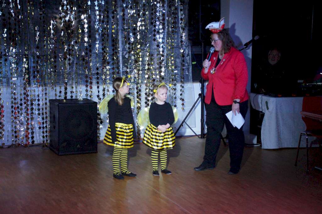 Weiberfasching 08.02.2024 – Karnevalclub Reseda 1967 eV 17 von 46